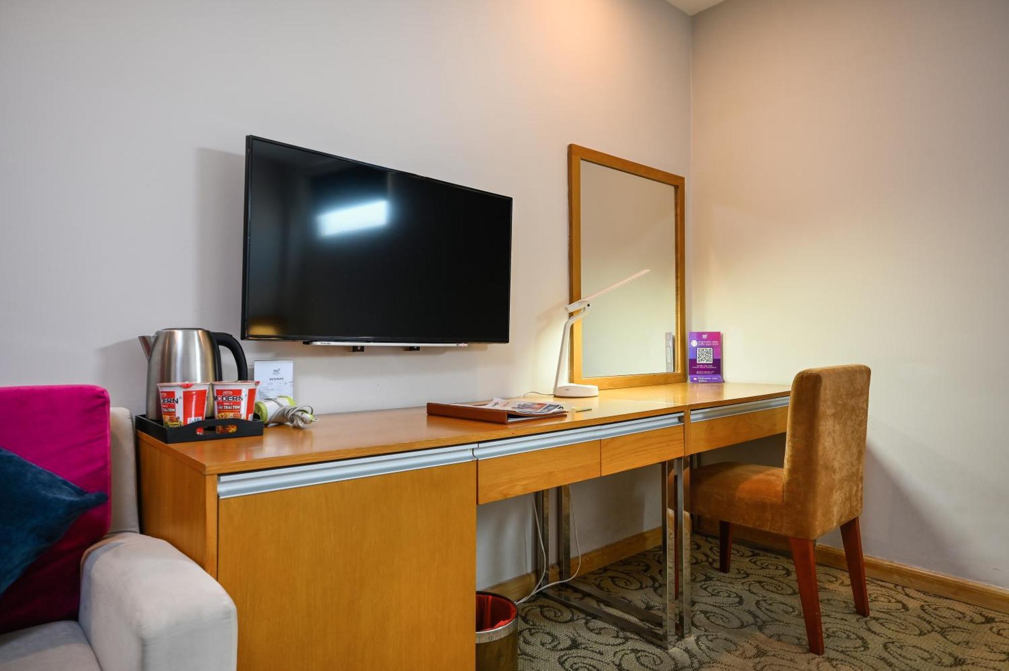 Ttc Hotel Deluxe Airport Ciudad Ho Chi Minh  Exterior foto