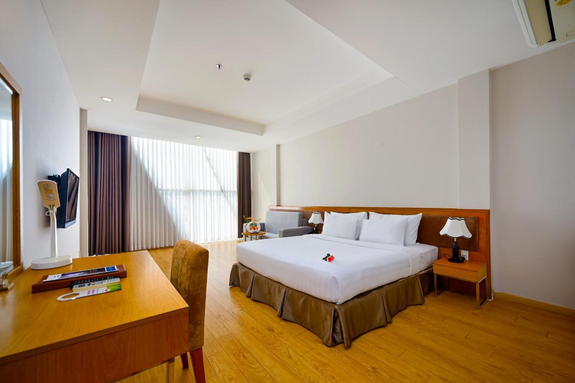 Ttc Hotel Deluxe Airport Ciudad Ho Chi Minh  Exterior foto