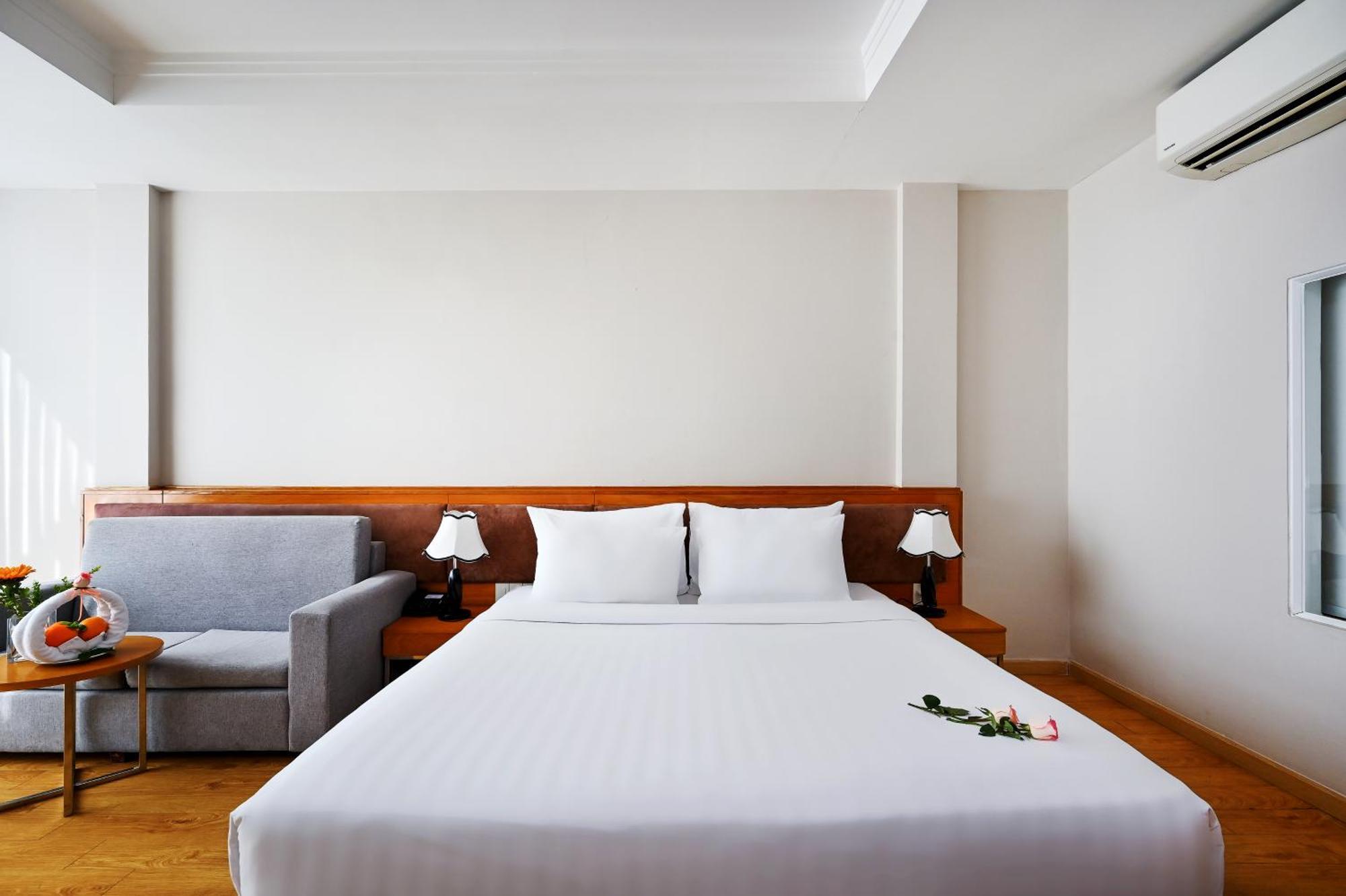 Ttc Hotel Deluxe Airport Ciudad Ho Chi Minh  Exterior foto